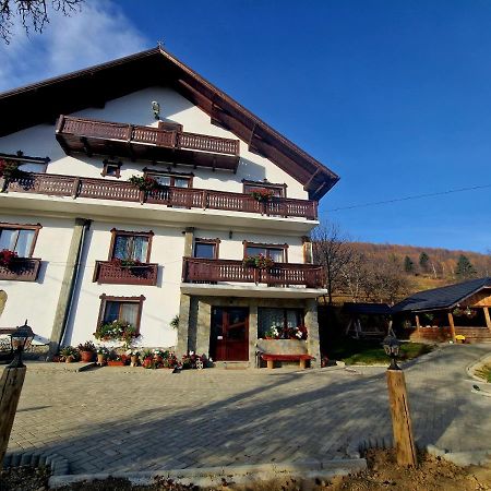 Ograda De La Munte Villa Bran  Bagian luar foto