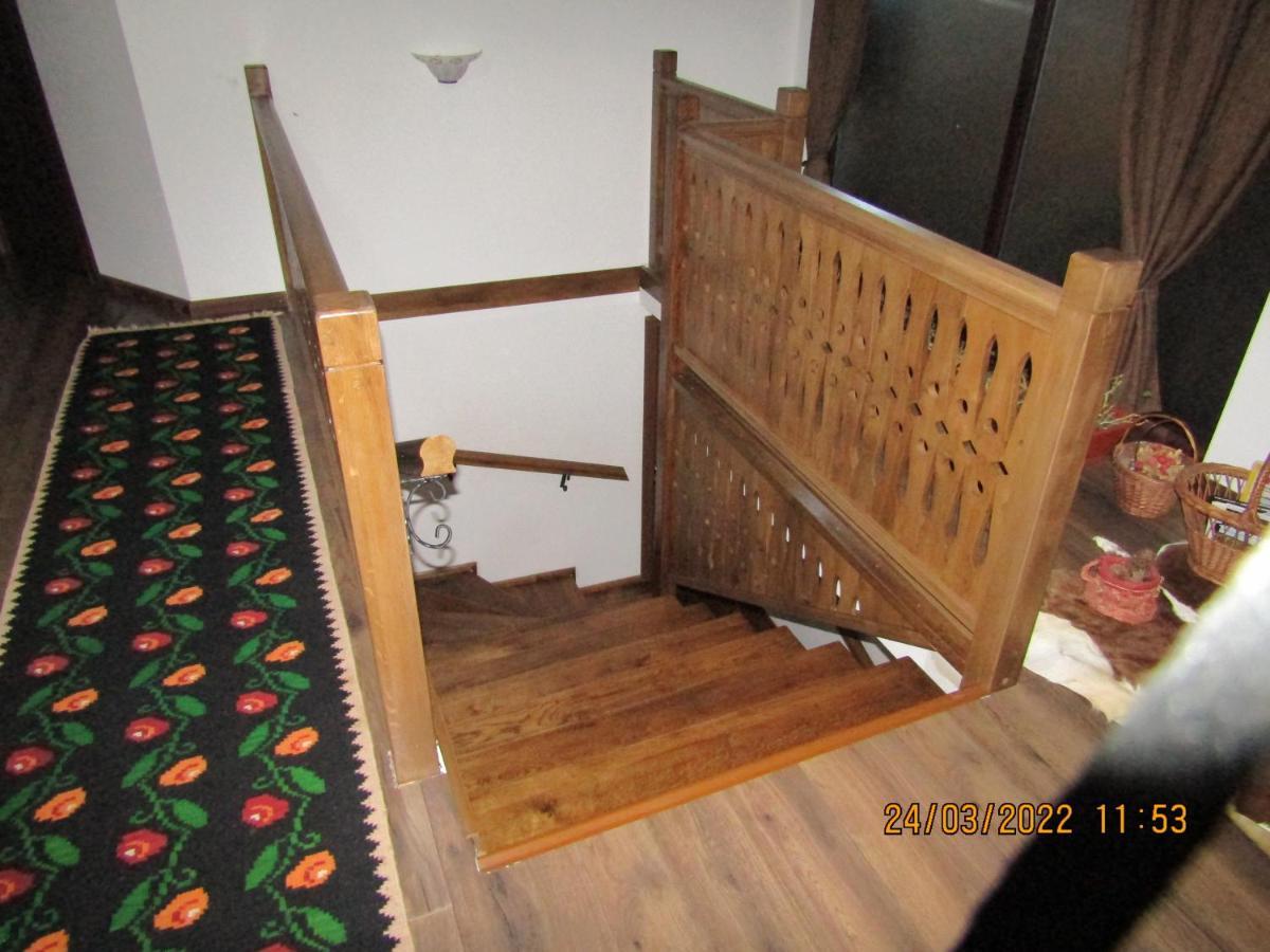 Ograda De La Munte Villa Bran  Bagian luar foto