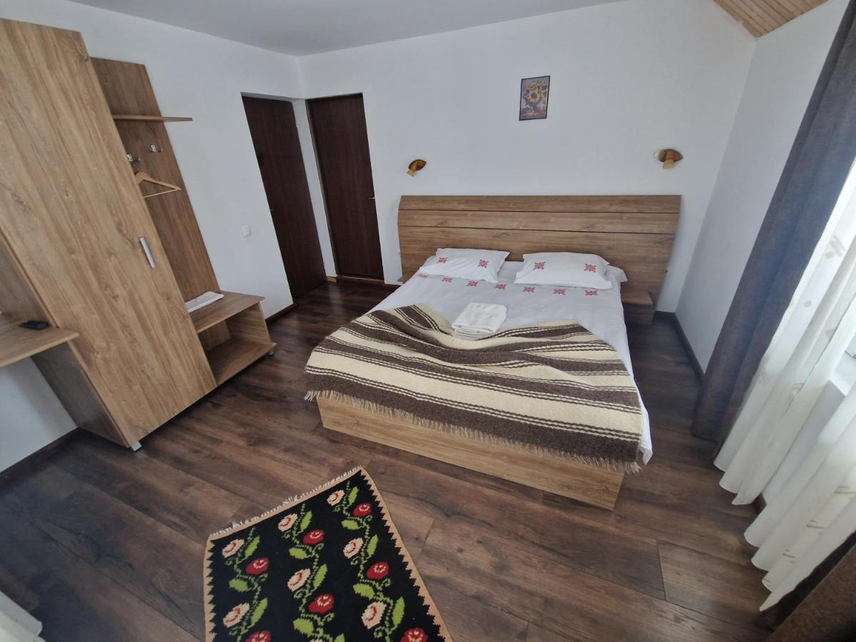 Ograda De La Munte Villa Bran  Bagian luar foto