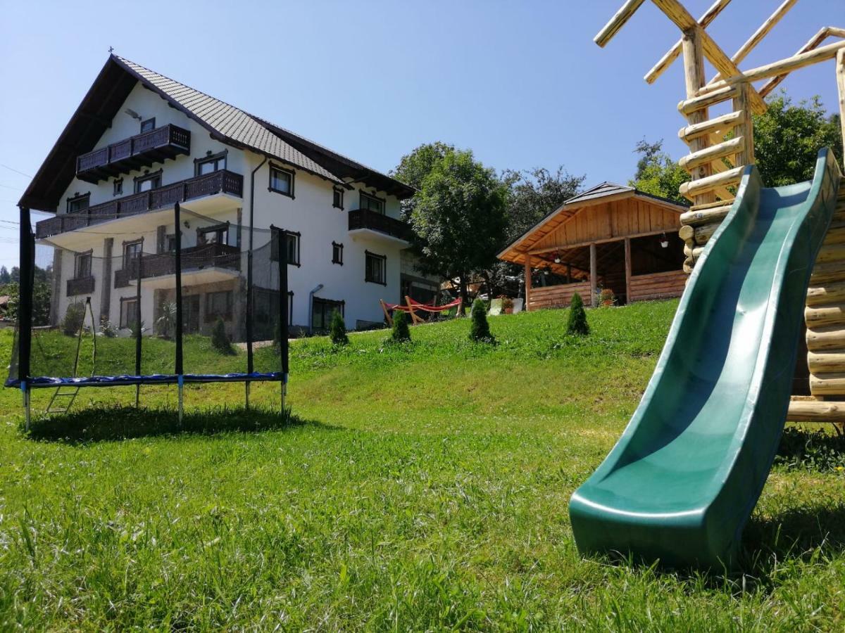 Ograda De La Munte Villa Bran  Bagian luar foto